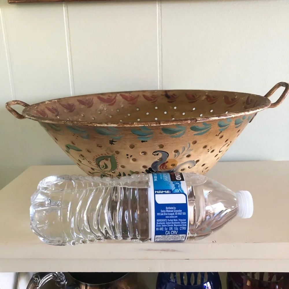 Farmhouse - Vintage Painted Colander-Folk Art - Picture 8 of 12